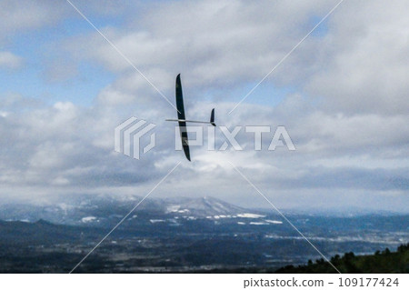 A glider takes off from Mt. Tenpo where Mt. Iwate can be seen. A glider takes off from Mt. Tenpo where Mt. Iwate can be seen. 109177424