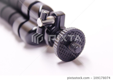 A picture of tripod with selective focus A picture of tripod with selective focus 109178074