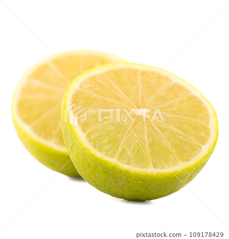 Fresh green limes 109178429