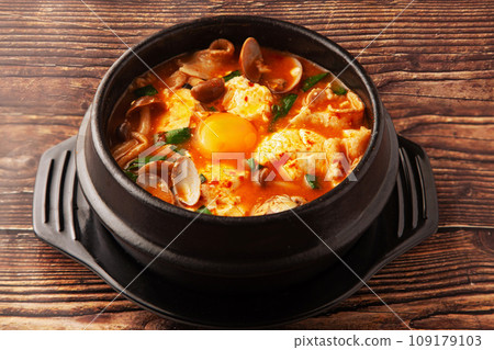 Sundubu soup  109179103
