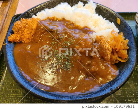 老式咖哩炸肉排 109179631