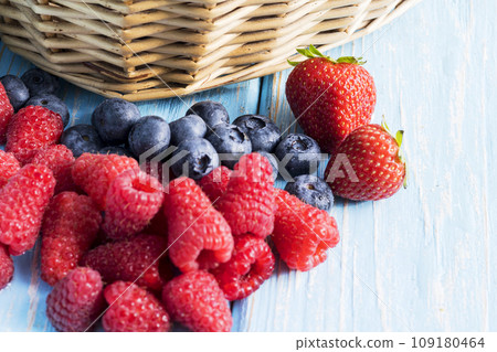 Fresh organic blueberries and raspberries. Blueberry and raspberry.Healthy eating,diet concept 109180464