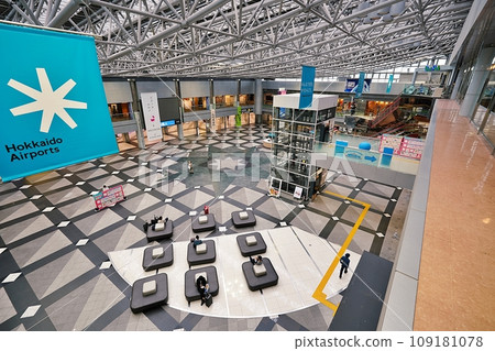 New Chitose Airport Center Plaza scenery New Chitose Airport Center Plaza scenery 109181078