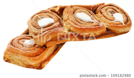 Close up of a cinnamon bun 109182980