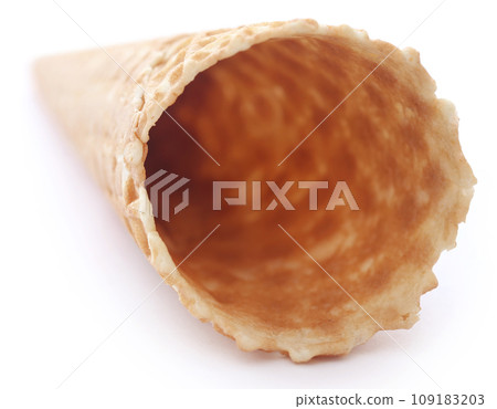 Ice cream cone 109183203