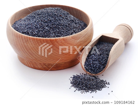 Poppy seeds Poppy seeds 109184162