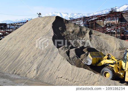 Crushed stone factory Construction material production site 109186234