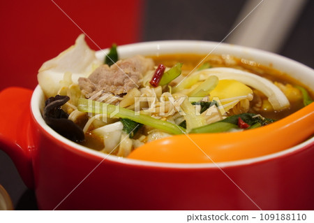 小火鍋 小火鍋 109188110