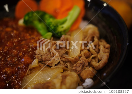 beef bowl beef bowl 109188337