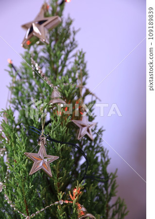 Simple Christmas tree with ornaments Simple Christmas tree with ornaments 109189839