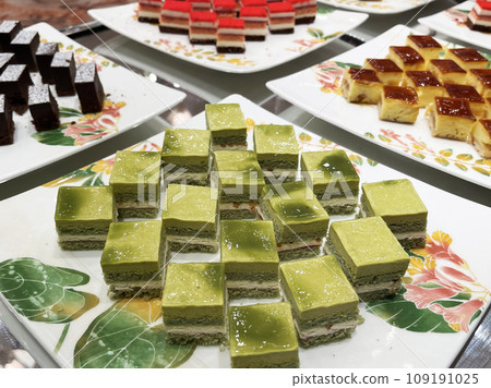 Viking's petit cake dessert corner Viking's petit cake dessert corner 109191025