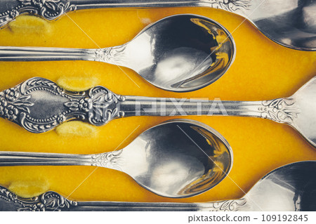 Set of spoons close-up. Silver spoons. Set of spoons close-up. Silver spoons. 109192845