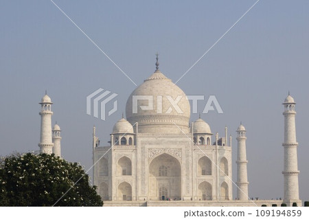 泰姬陵在阿格拉，印度 109194859