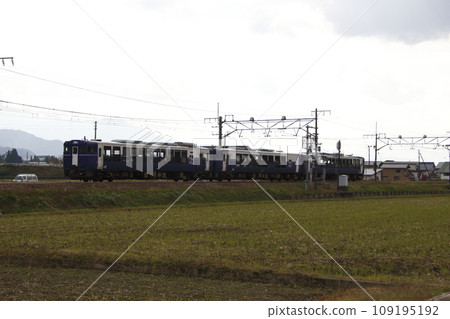 上越線特快列車湯澤集*藏 109195192