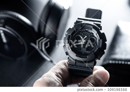 wristwatch for men 109198388