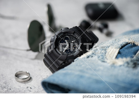 wristwatch for men wristwatch for men 109198394