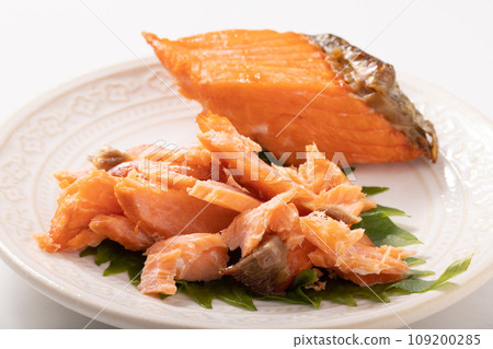 Sweet and salted sockeye salmon, loosened meat Sweet and salted sockeye salmon, loosened meat 109200285