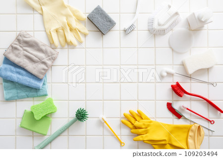 Image of cleaning tools and general cleaning Image of cleaning tools and general cleaning 109203494
