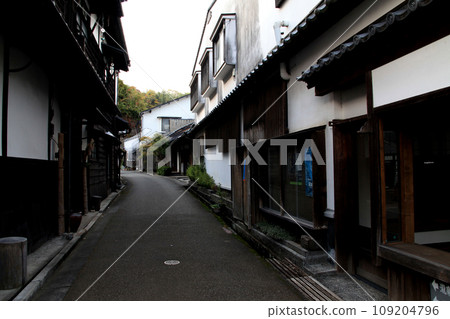 Takeda City, Oita Prefecture: Old townscape of castle town walking course 109204796