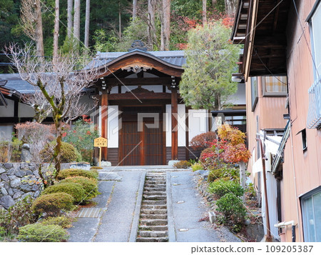 奈良宿法念寺 奈良宿法念寺 109205387