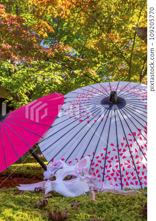 Kyoto in autumn, Bishamondo Shorinji Temple, beautiful autumn leaves on the grounds 109205770