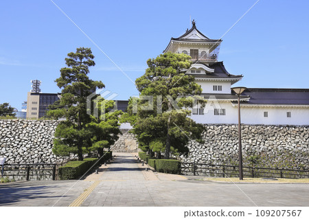 Toyama Toyama Castle (from Otemachi side) Toyama Toyama Castle (from Otemachi side) 109207567