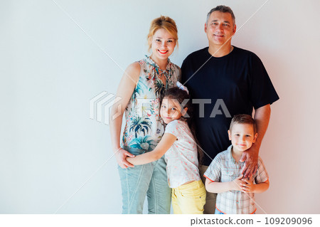 Mom Dad Son And Daughter Family Portrait 109209096