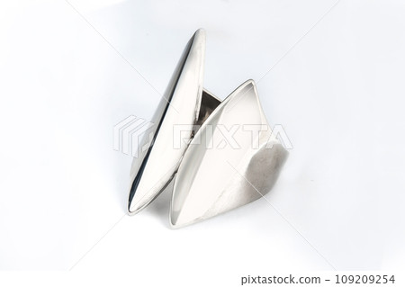 Silver minimalism diamond ring isolated on white background 109209254
