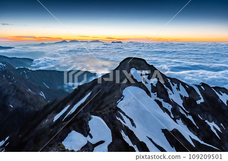 Climbing scenery of Mt.Yarigatake, Kashima Climbing scenery of Mt.Yarigatake, Kashima 109209501