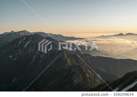 Climbing width of Mt.Yarigatake, Kashima Climbing width of Mt.Yarigatake, Kashima 109209654