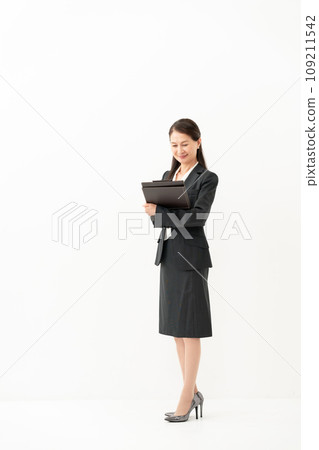 商務女高級秘書 109211542