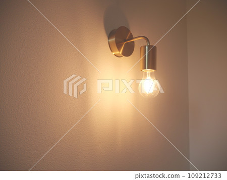 brass lighting 109212733