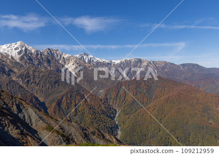 初冬的信州北阿爾卑斯山 109212959
