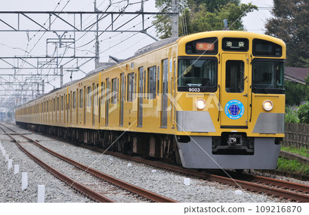Seibu Ikebukuro Line Hibarigaoka-Hoya Seibu Railway 9000 series 9003F 109216870