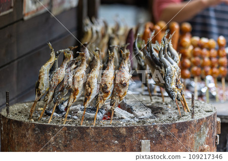 [Iya specialties] Salt-grilled Amego, Salt-grilled sweetfish [Tokushima] 109217346