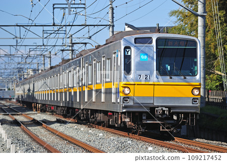 Seibu Ikebukuro Line Hibarigaoka-Hoya Tokyo Metro 7000 series 7121 Seibu Ikebukuro Line Hibarigaoka-Hoya Tokyo Metro 7000 series 7121 109217452