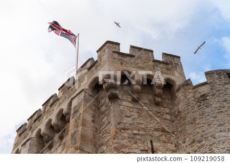 British flag is on the top of the Bargate, a medieval gatehouse, Southampton, UK 109219058