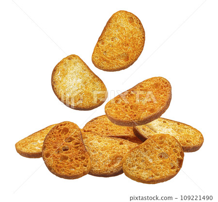 Baked crackers, round bread croutons isolated on white background 109221490