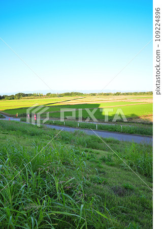 Scenery from the cycling road, early autumn, view from the Arakawa bank Scenery from the cycling road, early autumn, view from the Arakawa bank 109224896