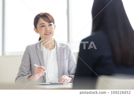 Teacher having an interview Photography cooperation: Ariake College of Education and Arts Teacher having an interview Photography cooperation: Ariake College of Education and Arts 109226852