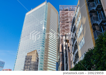 [東京的都會景觀] 赤坂的都會景觀（Akasaka Biz Tower） 109229959