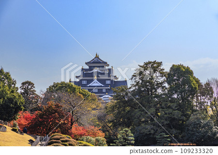Okayama Korakuen, the best time to see autumn leaves, and Okayama Castle after renovations Okayama Korakuen, the best time to see autumn leaves, and Okayama Castle after renovations 109233320