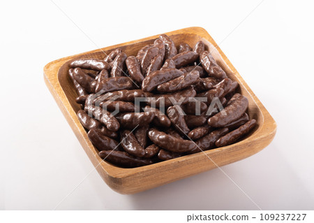 Kakinotane chocolate 109237227