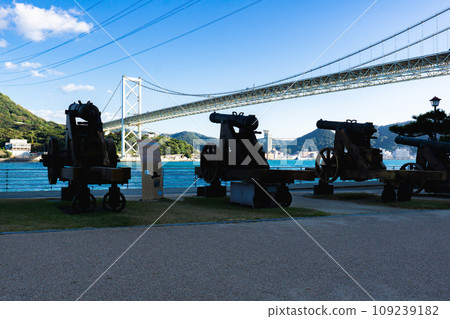 山口縣下關市壇浦的長州郡和關門大橋 109239182