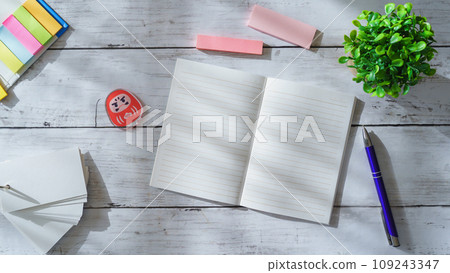 Exam study image | Daruma doll, notebook, pen, sticky paper, vocabulary book Exam study image | Daruma doll, notebook, pen, sticky paper, vocabulary book 109243347
