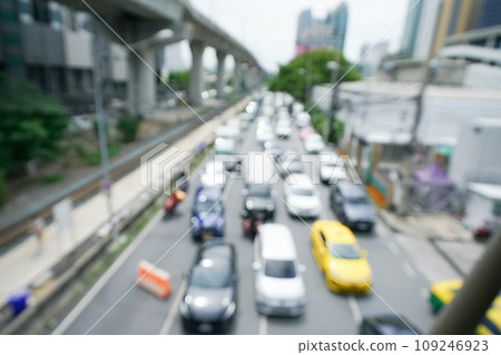 Image photos of roads, cars, taxis and traffic in Bangkok, Thailand 109246923