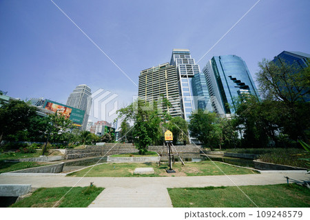 Benjakiti Dog Park,泰國曼谷的一個公園 Benjakiti Dog Park,泰國曼谷的一個公園 109248579