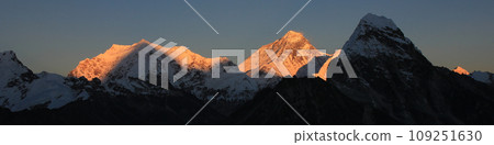 Sagarmatha, Mount Everest at sunset, Nepal. 109251630