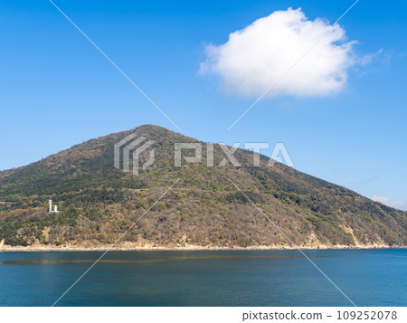 小豆島(山島半島)和瀨戶內海的風景。 (香川縣) 小豆島(山島半島)和瀨戶內海的風景。 (香川縣) 109252078