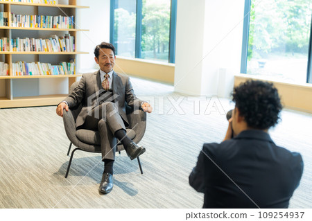 Interview/Photography/Interview image 109254937